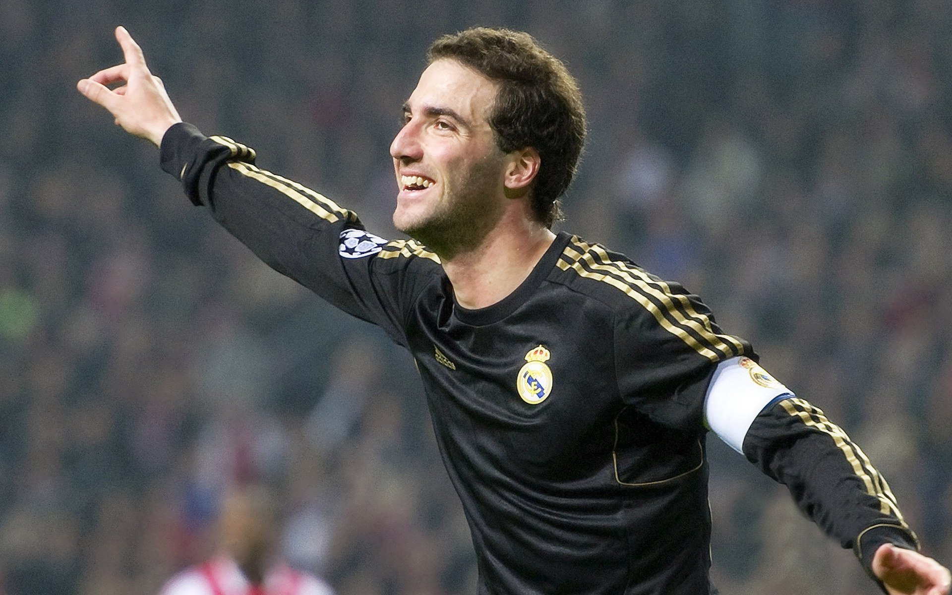 足球装备排行榜，足球装备大全